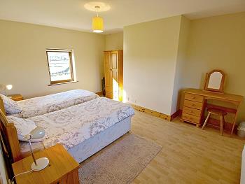 Zweibettzimmer im Erdgeschoss